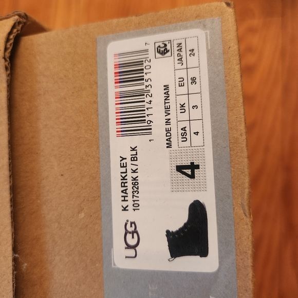 Ugg k Harkley - Picture 4 of 4
